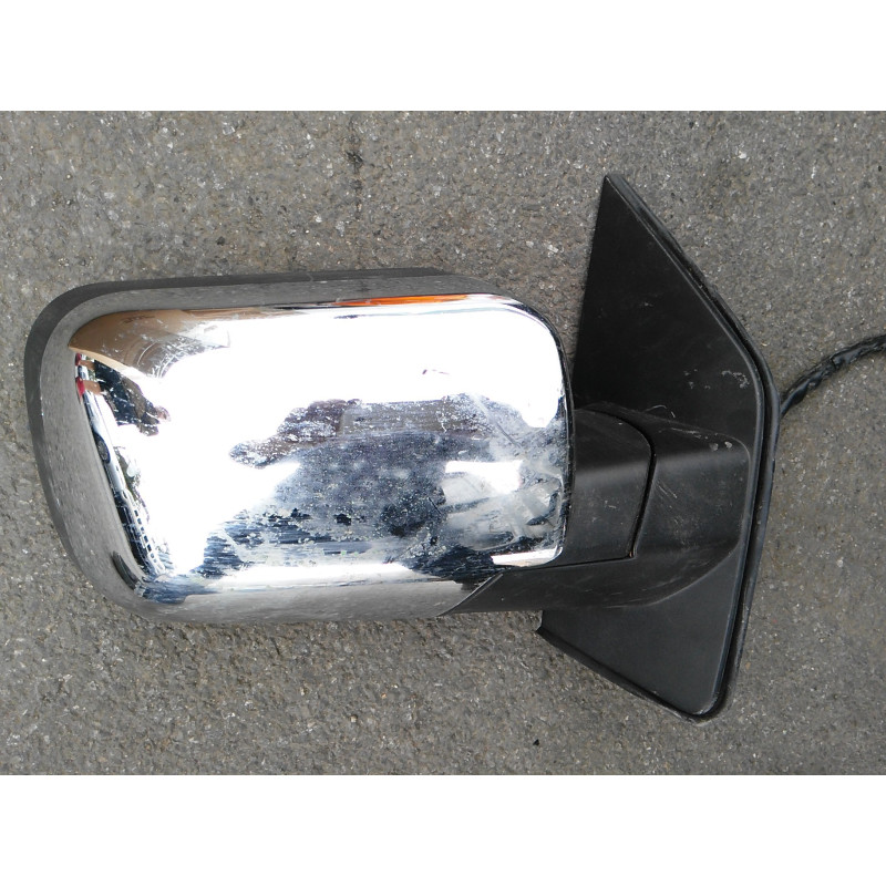 96301-ZC400 Infiniti QX56 Right Chrome Turn Signal Mirror 2004-2010