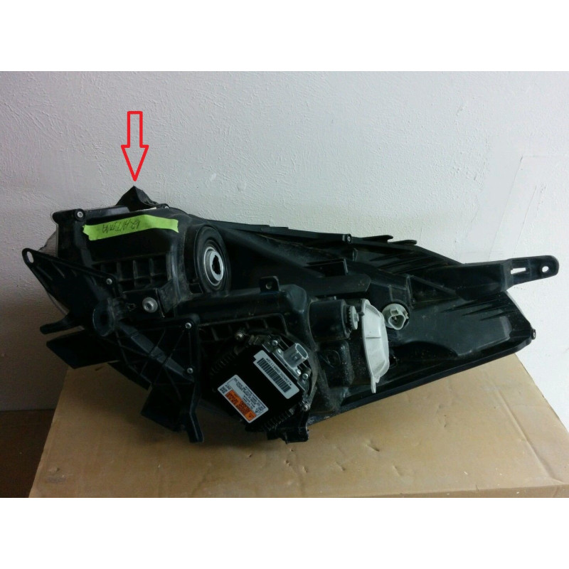 26010-ZX30B Nissan Altima Coupe Right Xenon Headlight 2010-2013