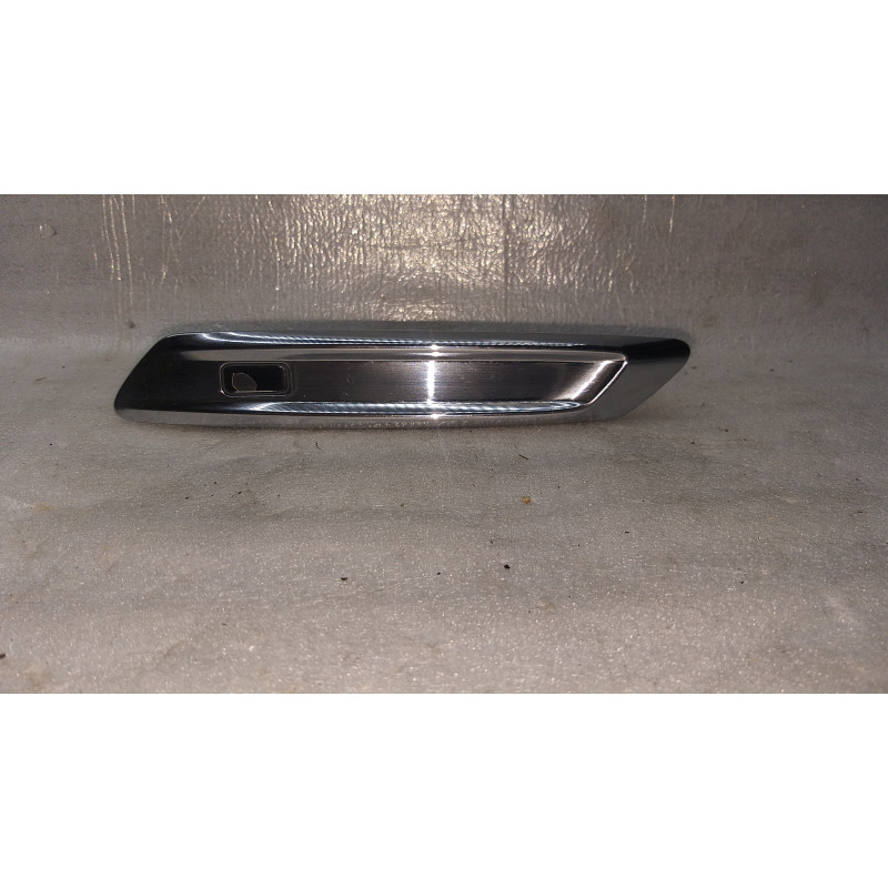 66209250881 BMW 5 Series GT Right Front Fender Chrome Molding Trim
