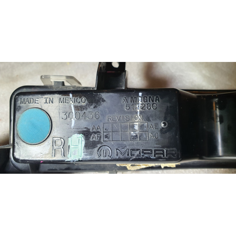 68187874AA Jeep Grand Cherokee LED Fog Running Lamp 2012-2016