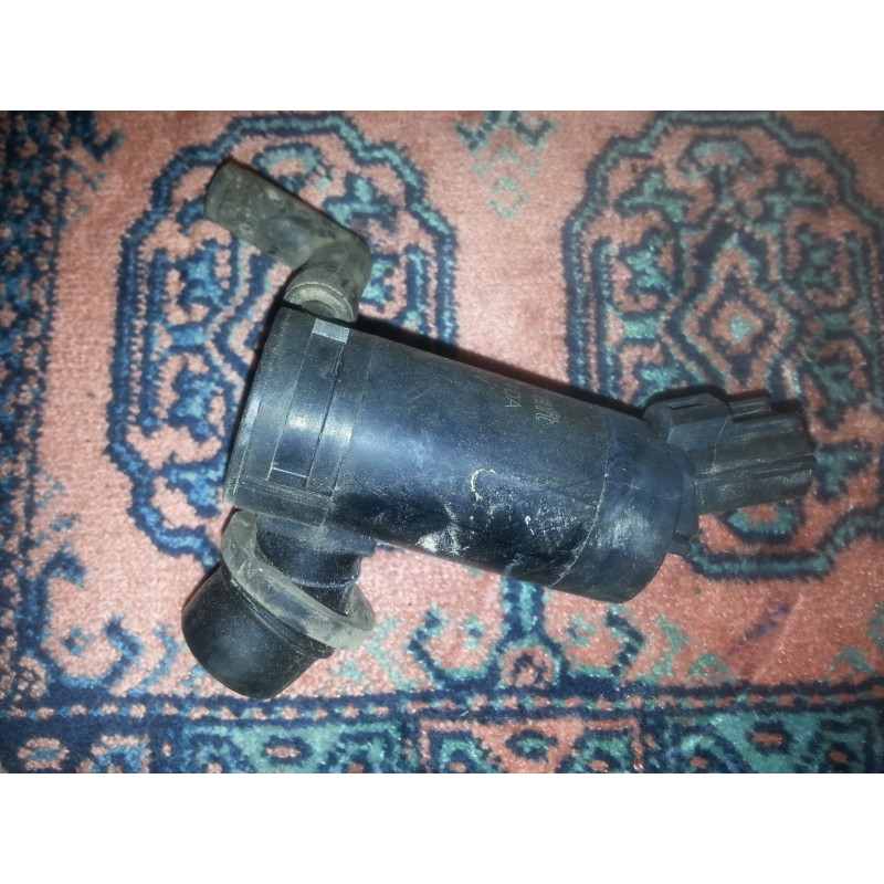F6SU17664DA Ford Mustang Washer Pump