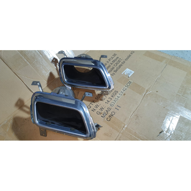 84410561 Cadillac XT5 Right Rear Muffler Exhaust Trim Bezel Heat Shield