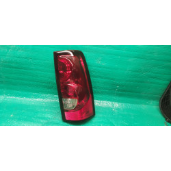 16530966 Chevrolet Silverado Right Tail Lamp 2003-2006