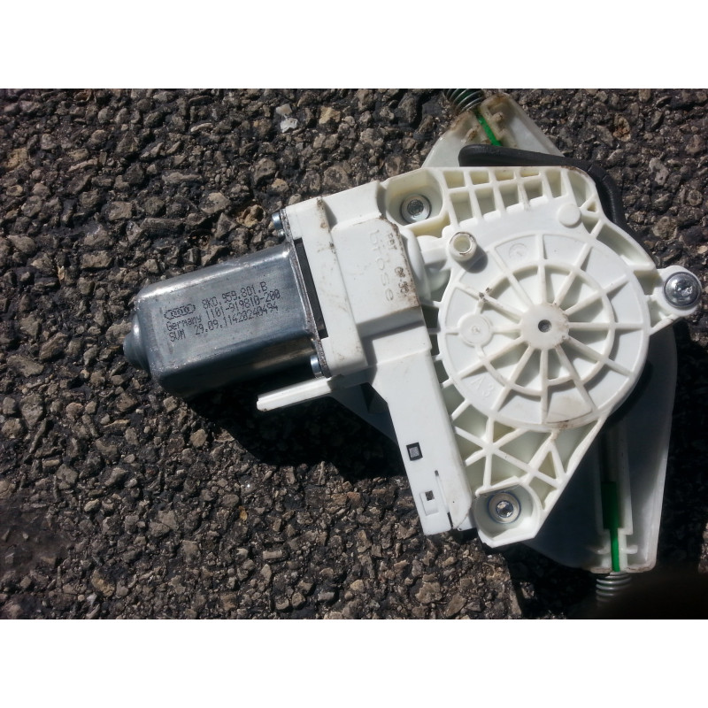 8K0959801B Audi A4 Left Front Door Window Regulator 2011-2014