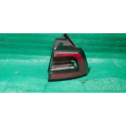 1077398-00-F Tesla Model 3 Right LED Tail Lamp 2017-2022