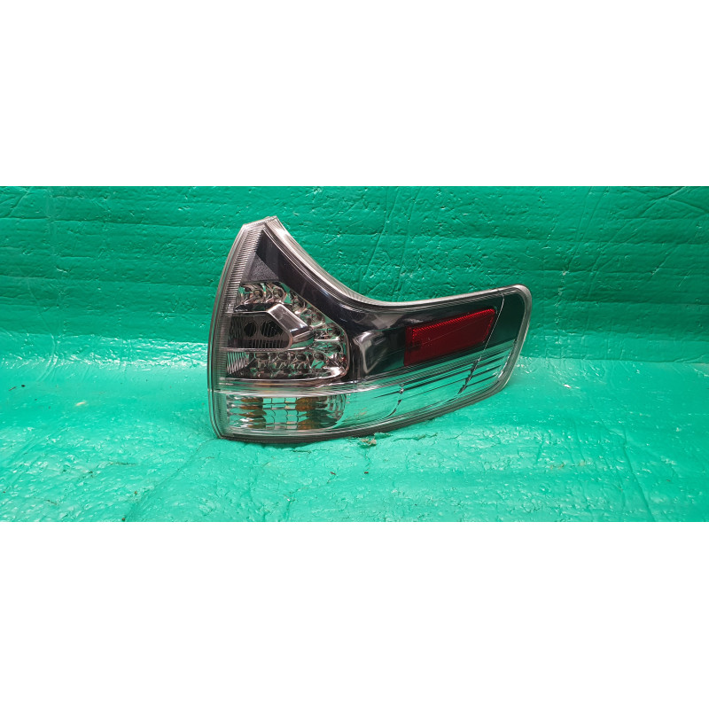 81550-08040 Toyota Sienna Right LED Tail Lamp 2011-2020
