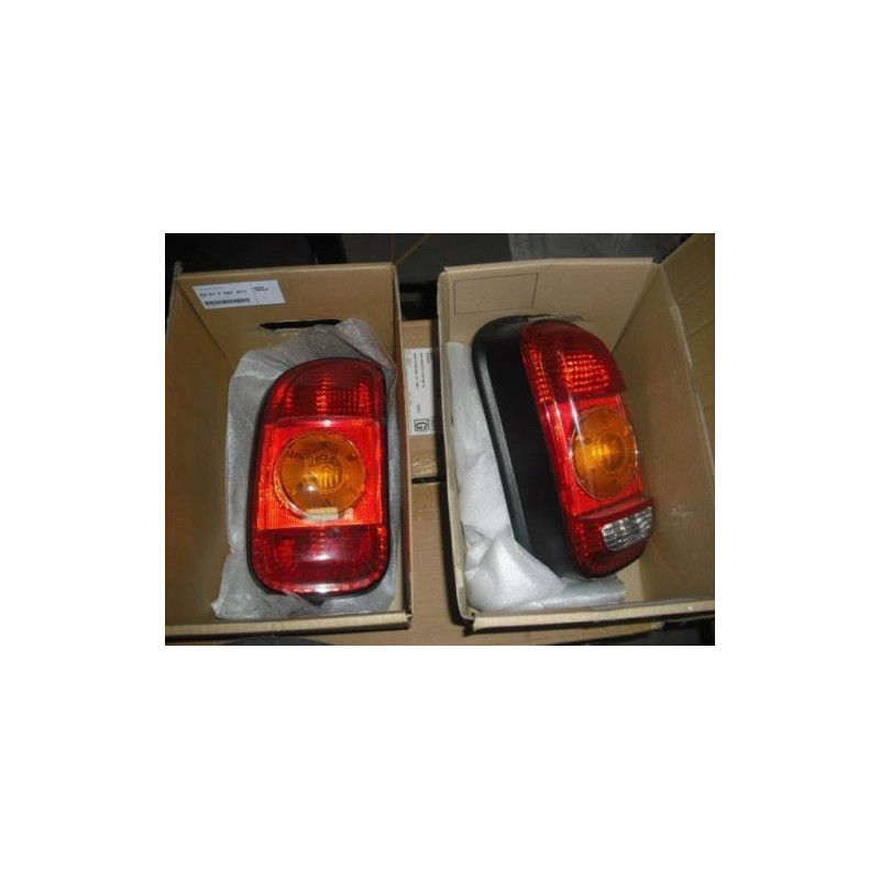 7167411 Mini Cooper Clubman Left Tail Lamp 2008-2012 7167412