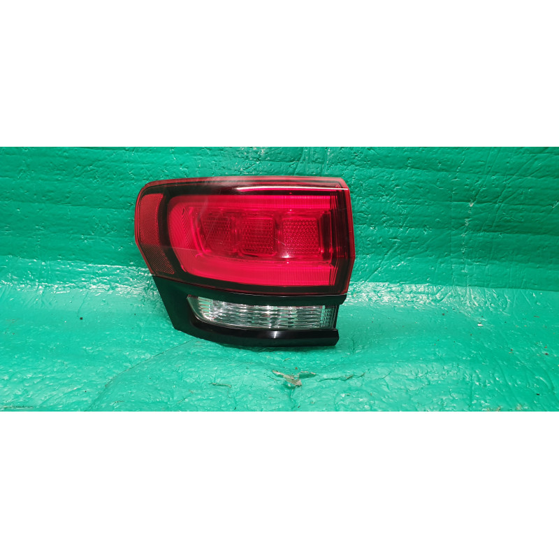 68142943AH Jeep Grand Cherokee LEFT LED Black Chrome Tail Lamp 2014-2020