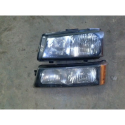 15183878 Chevrolet Silverado Left Headlight 2003-2006 15174060