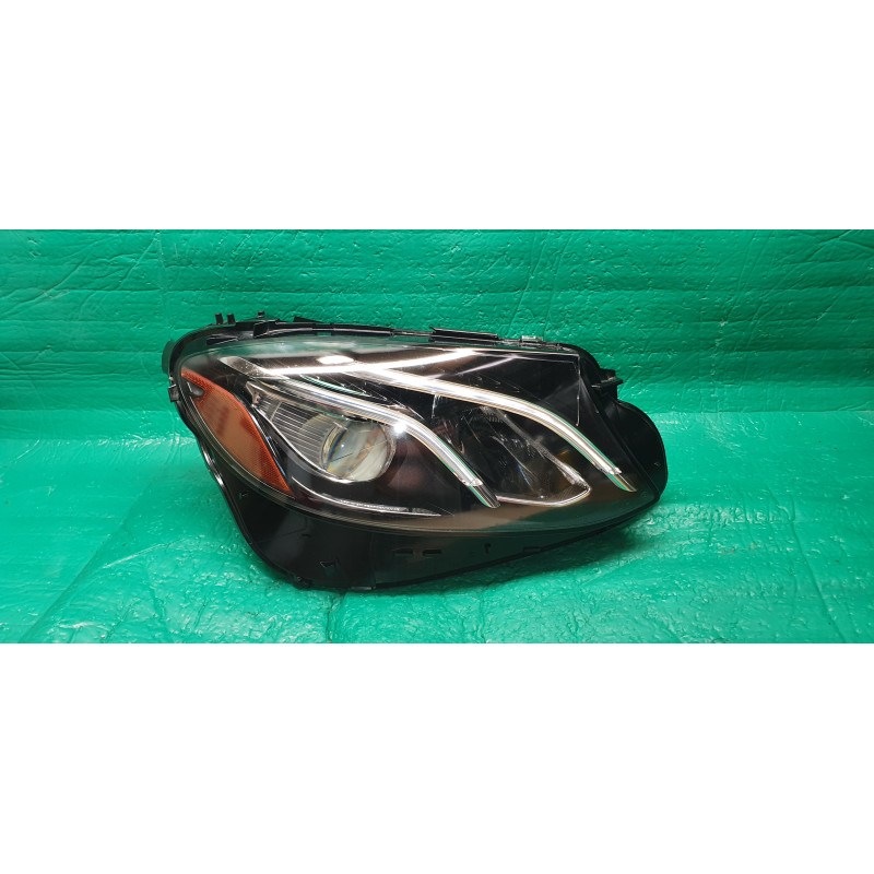 A2139064404 Mercedes-Benz E-Class Right LED High Performance Headlight
