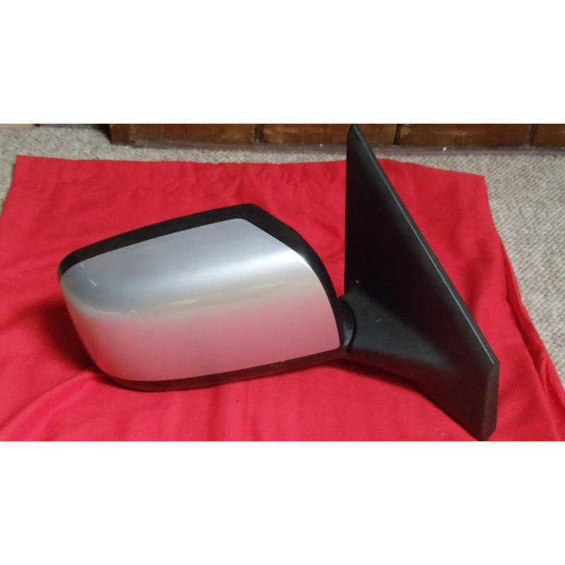 Nissan Rogue / X-Trail Right Mirror 2008-2013