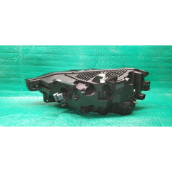 31689276 Volvo XC60 RIGHT MID LED HEADLIGHT 2018-2022