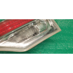 81580-0E050 Toyota Highlander Right Inner Tail Lamp 2014-2016
